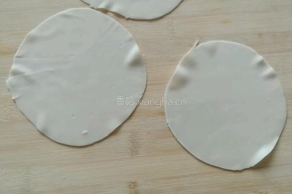 饺子皮韭菜肉饼的做法图解6