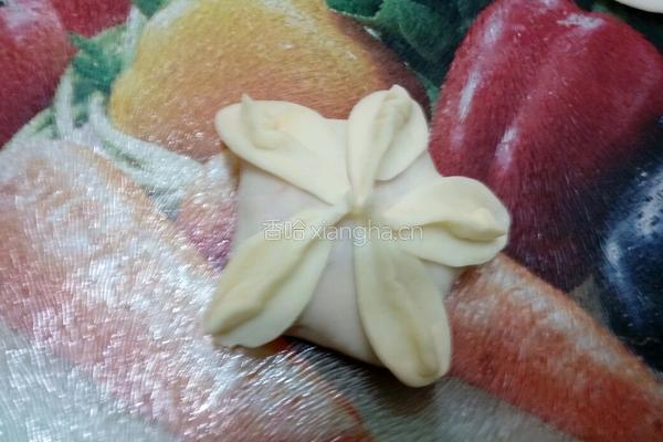 宫灯花饺的做法图解11