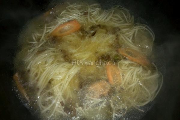 潍坊葱油面的做法图解7