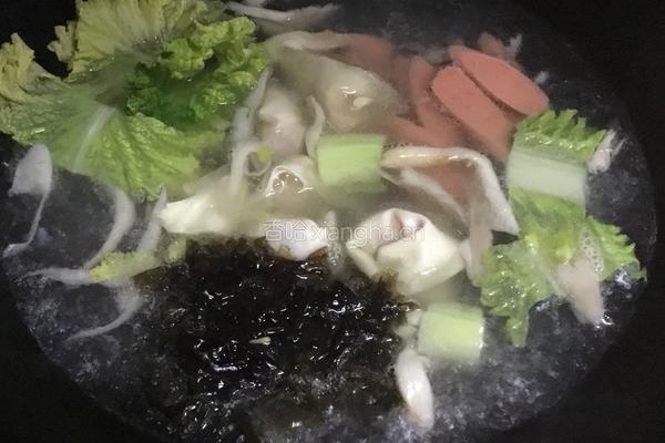 三鲜抄手（馄饨）的做法图解5