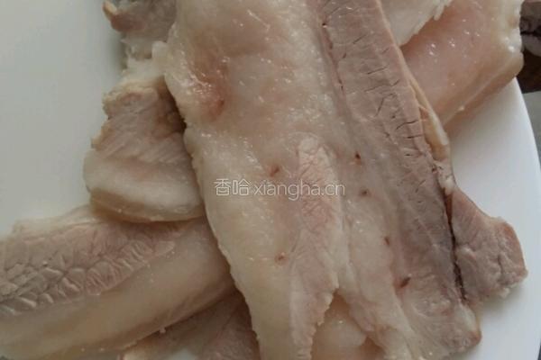 蒜泥白肉的做法图解2