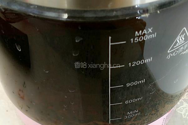 蜜桃果汇茶的做法图解2