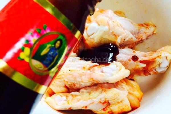 奥尔良香辣鸡腿的做法图解3