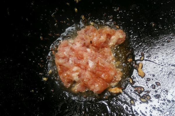 白菜炒肉末的做法图解3