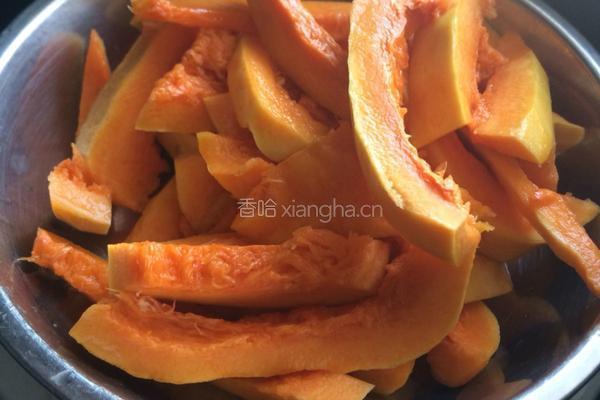 南瓜花卷的做法图解1