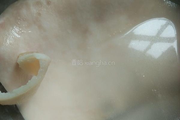 彩色猪皮冻的做法图解1
