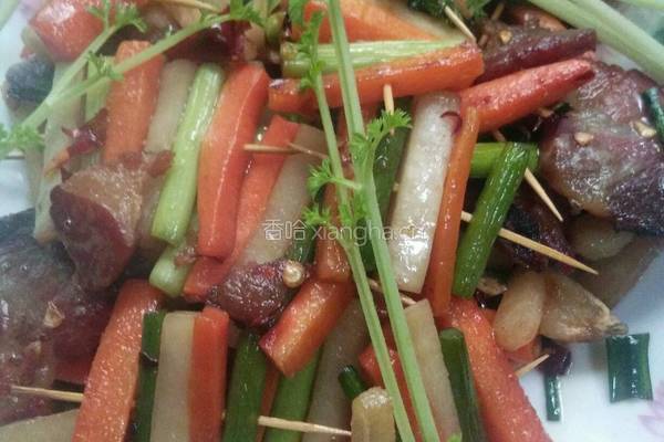 美丽酸菜串炒腊肉的做法图解6