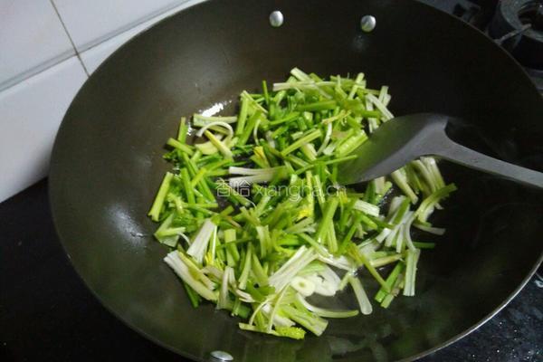 素炒芹菜的做法图解3