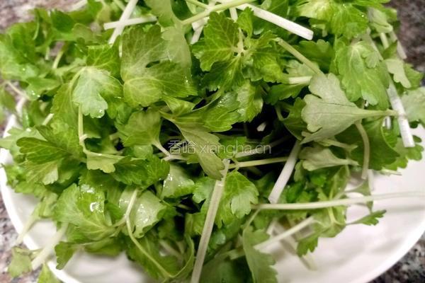 芹菜牛肉丝的做法图解6