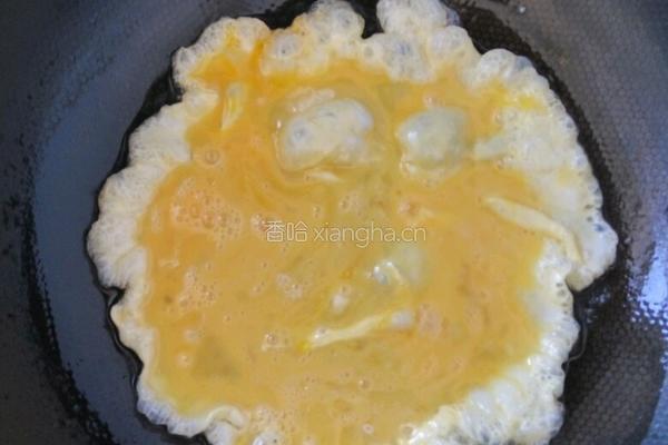 韭菜鸡蛋虾仁饺子的做法图解4