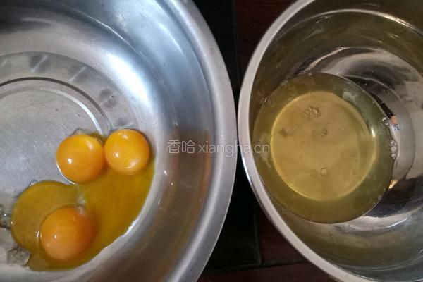 八寸戚风蛋糕胚的做法图解2