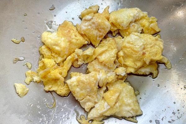 金针菇炒鸡蛋的做法图解8