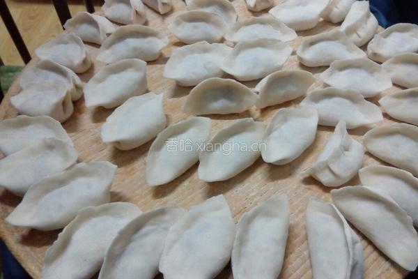 酸菜馅饺子的做法图解6