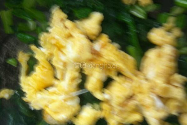 炒鸡蛋菠菜的做法图解6