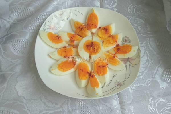 辣椒油鸡蛋的做法图解3