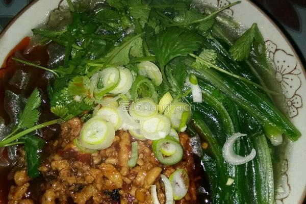 香辣肉酱红薯粉