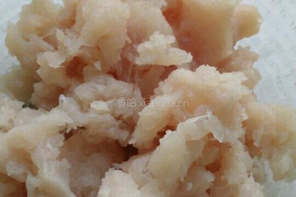 草鱼鱼丸汤的做法图解3