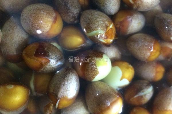 白果炖鸡汤的做法图解1
