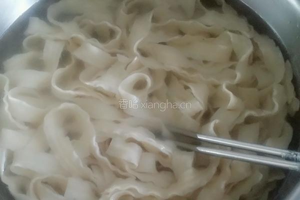 韭菜鸡蛋打卤面的做法图解2