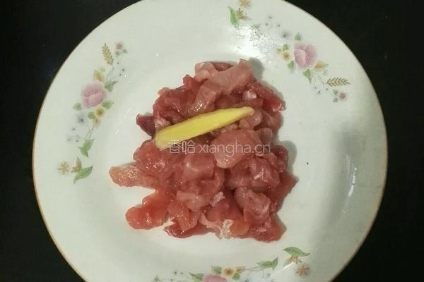 芦蒿炒肉丝的做法图解2