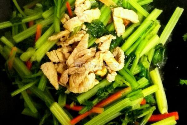 香芹炒肉丝的做法图解8