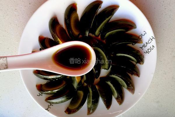 凉拌皮蛋的做法图解4