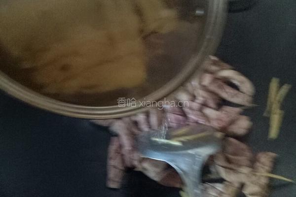 当归党参猪腰汤的做法图解4
