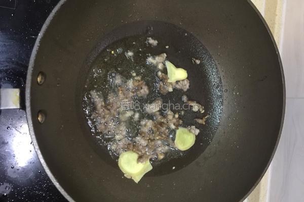肉末黄瓜干的做法图解2