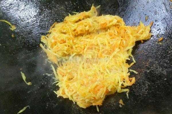 胡萝卜土豆丝的做法图解5