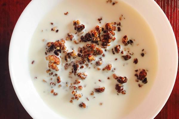 核桃枣糕的做法图解4