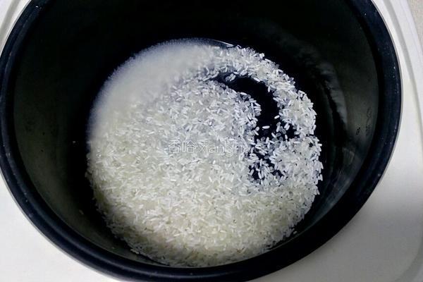 紫薯糯米山药粥的做法图解4