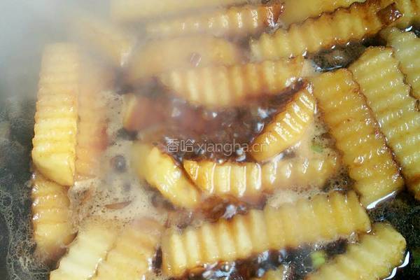 红烧狼牙土豆的做法图解9