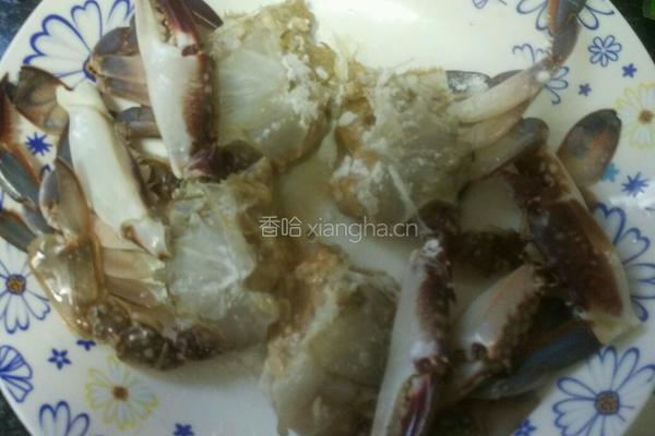 葱姜炒蟹的做法图解2