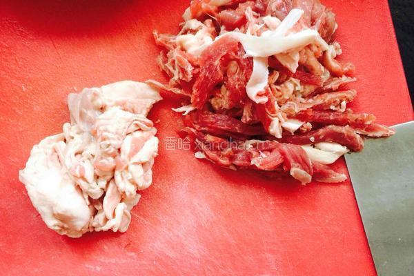 羊肉炒蒜薹的做法图解2