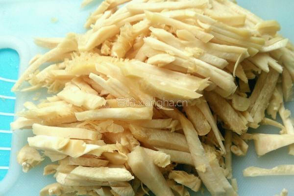 韭菜炒白灵菇的做法图解3