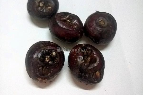 牛奶马蹄露的做法图解1