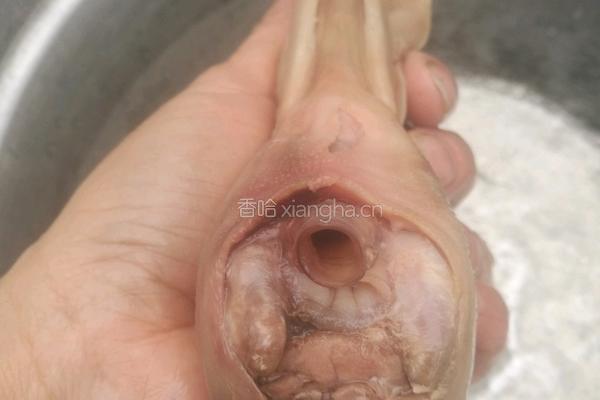 香辣卤鸭头的做法图解2