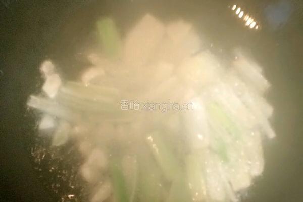 狮子头炖白菜的做法图解6
