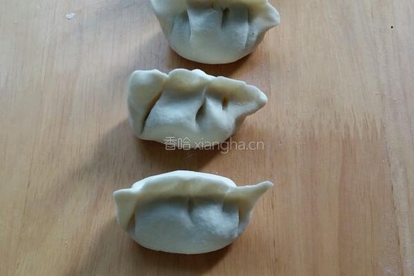 五花肉白菜香菇水饺的做法图解14