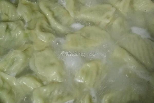 五花肉白菜香菇水饺的做法图解15