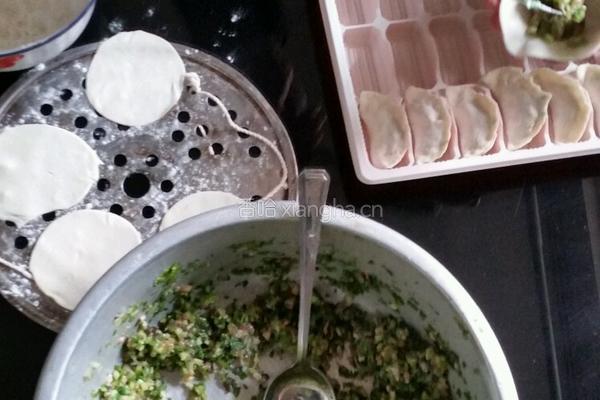 芹菜猪肉饺子的做法图解11