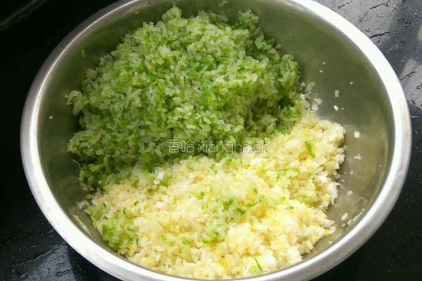 青萝卜肉饺子馅的做法图解2