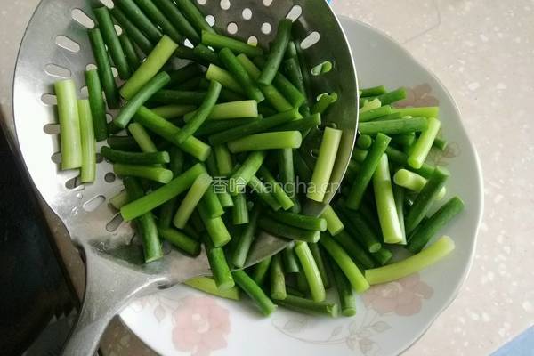 新春腊肉蒜苗的做法图解8