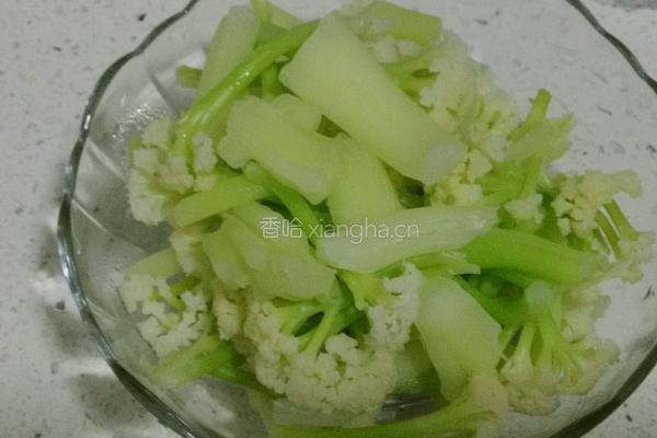 玉扇翡翠花菜的做法图解5