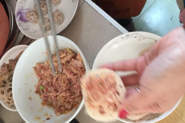 藕夹的做法图解1
