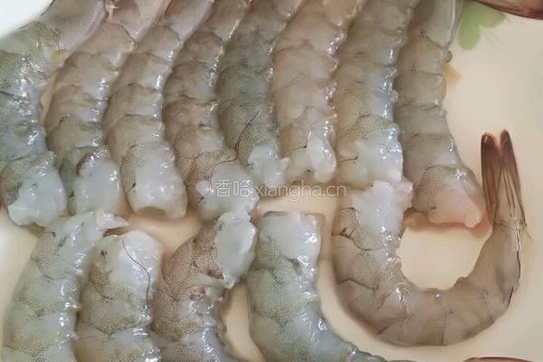 酥炸大虾的做法图解2