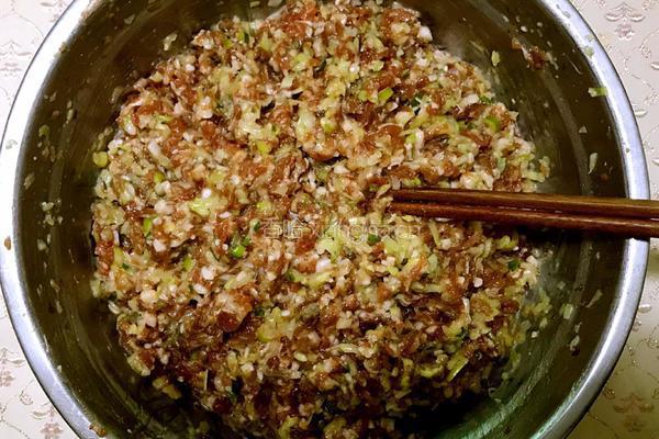 羊肉西葫芦馅饺子的做法图解8