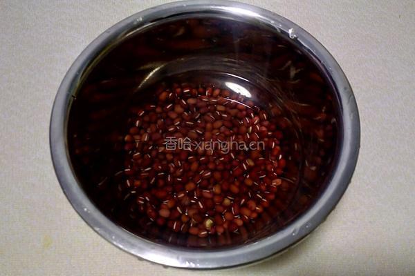 红豆红枣养颜补血豆浆的做法图解1
