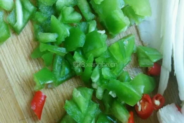 平菇白菜煮面条的做法图解4