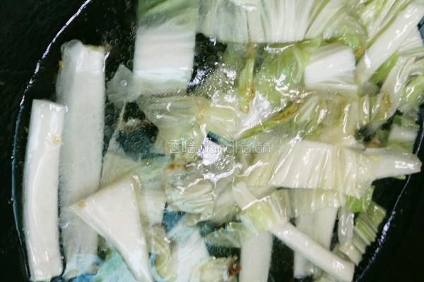 平菇白菜煮面条的做法图解8